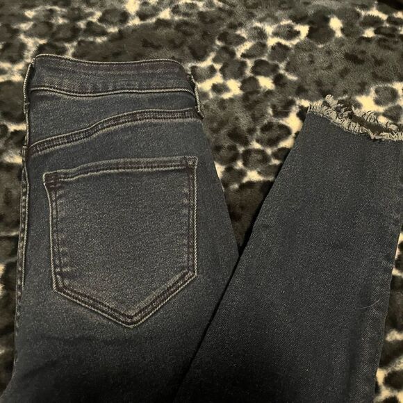 Old Navy Rockstar Super Skinny Dark Blue Jeans - Picture 5 of 6